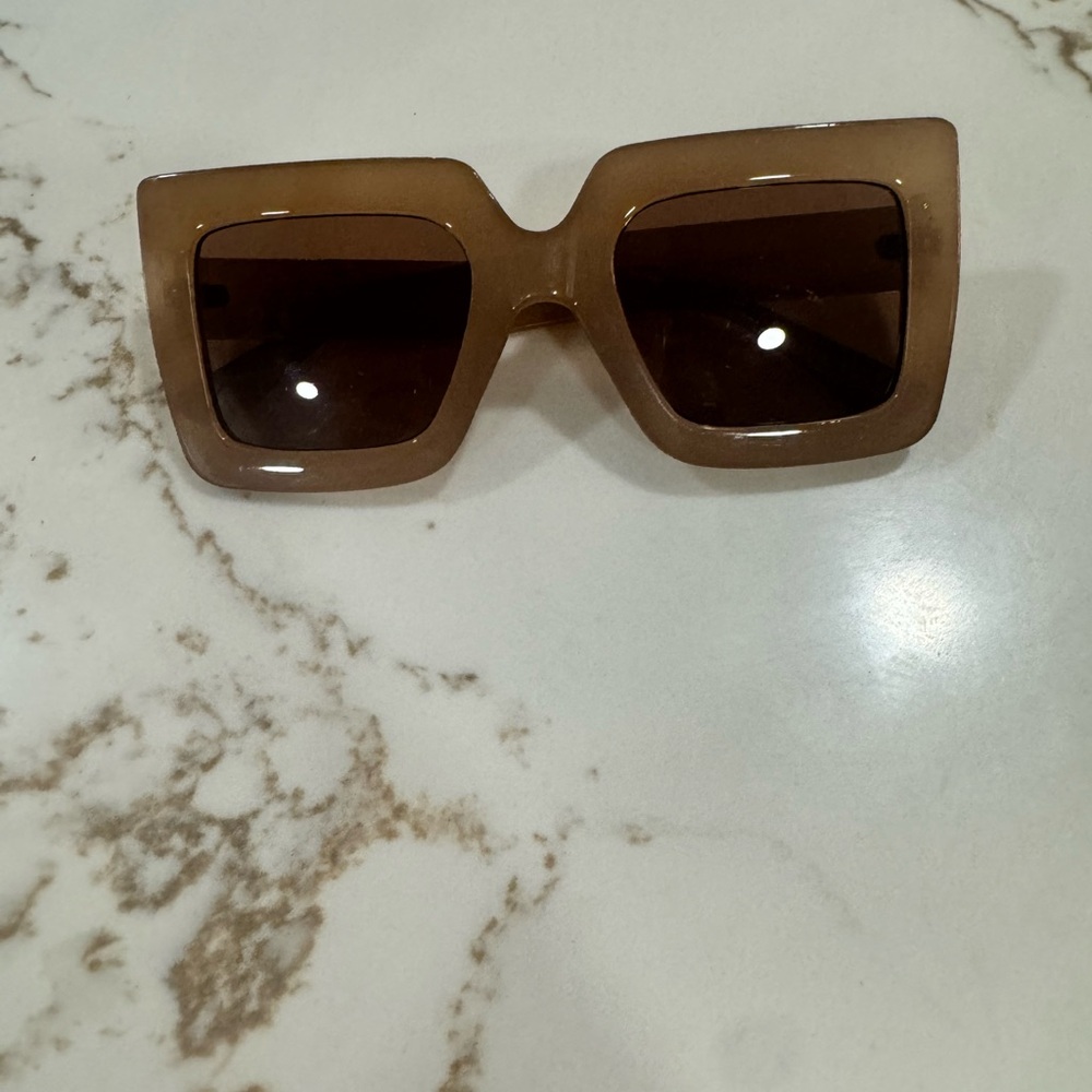Stylish Brown Square Sunglasses